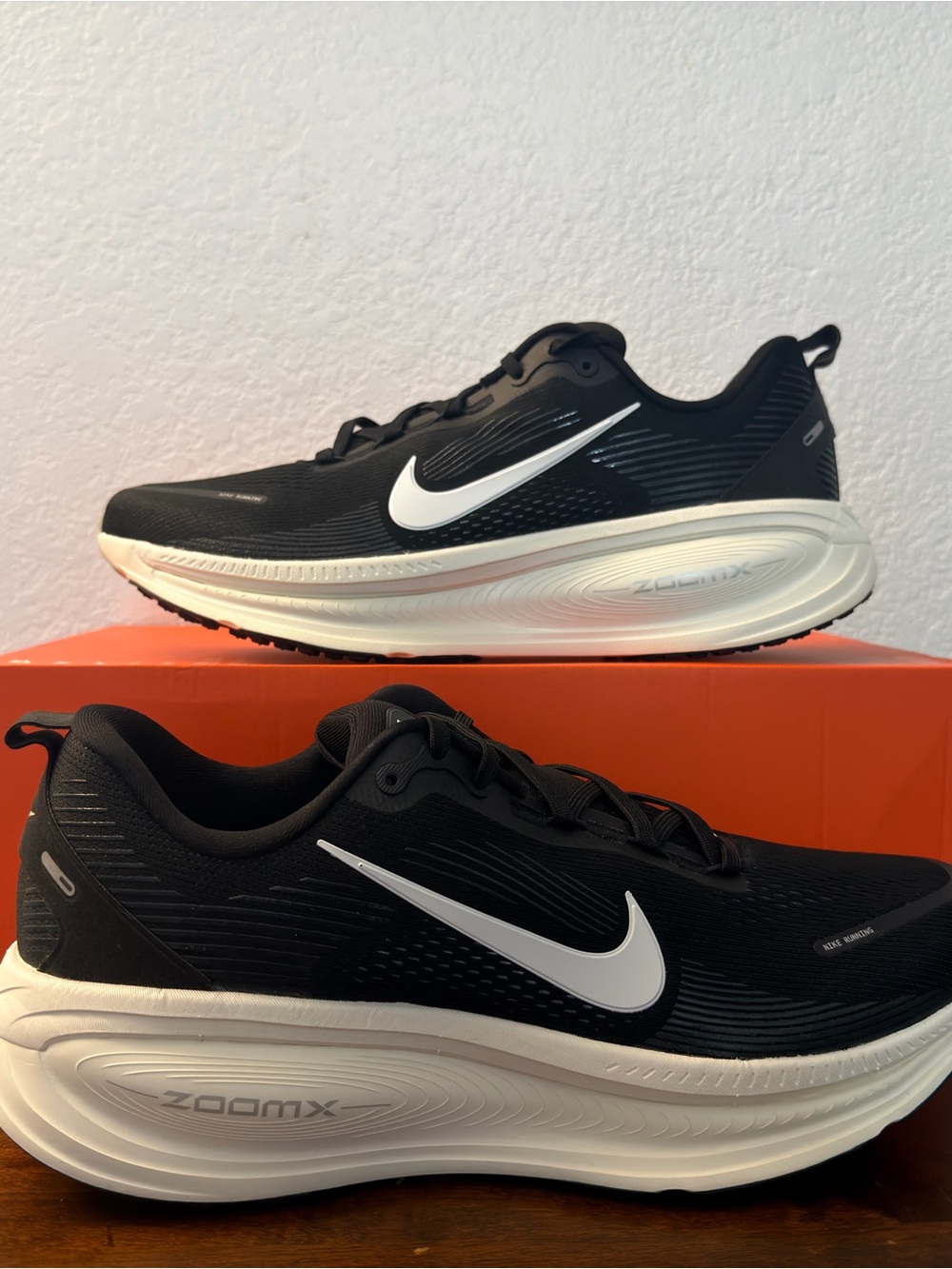 Nike Vomero 18 'Black Summit White' HM6803-007 Size 14